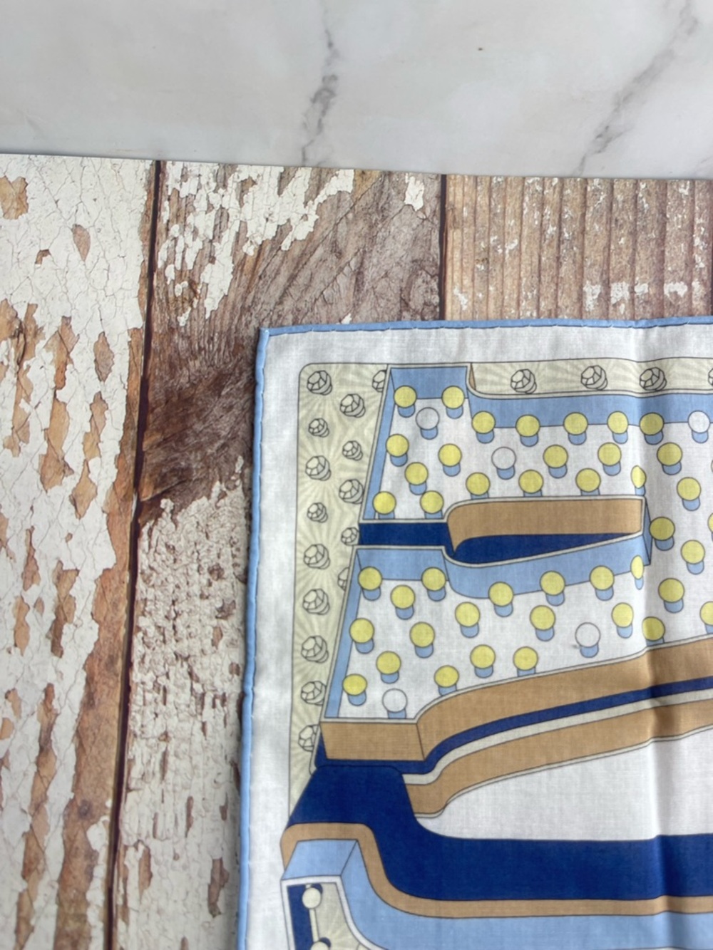 Hermes Electrique 45cm Silk Scarf - Dimitri Rybaltchenko Like New Authentic - Picture 3 of 14